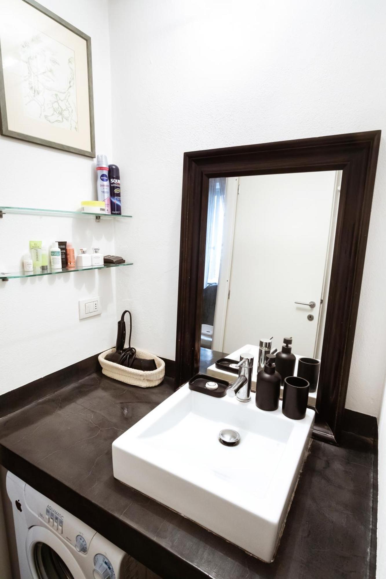 Apartament Cosy And Bright Flat In The Heart Of Porta Venezia Mediolan Zewnętrze zdjęcie